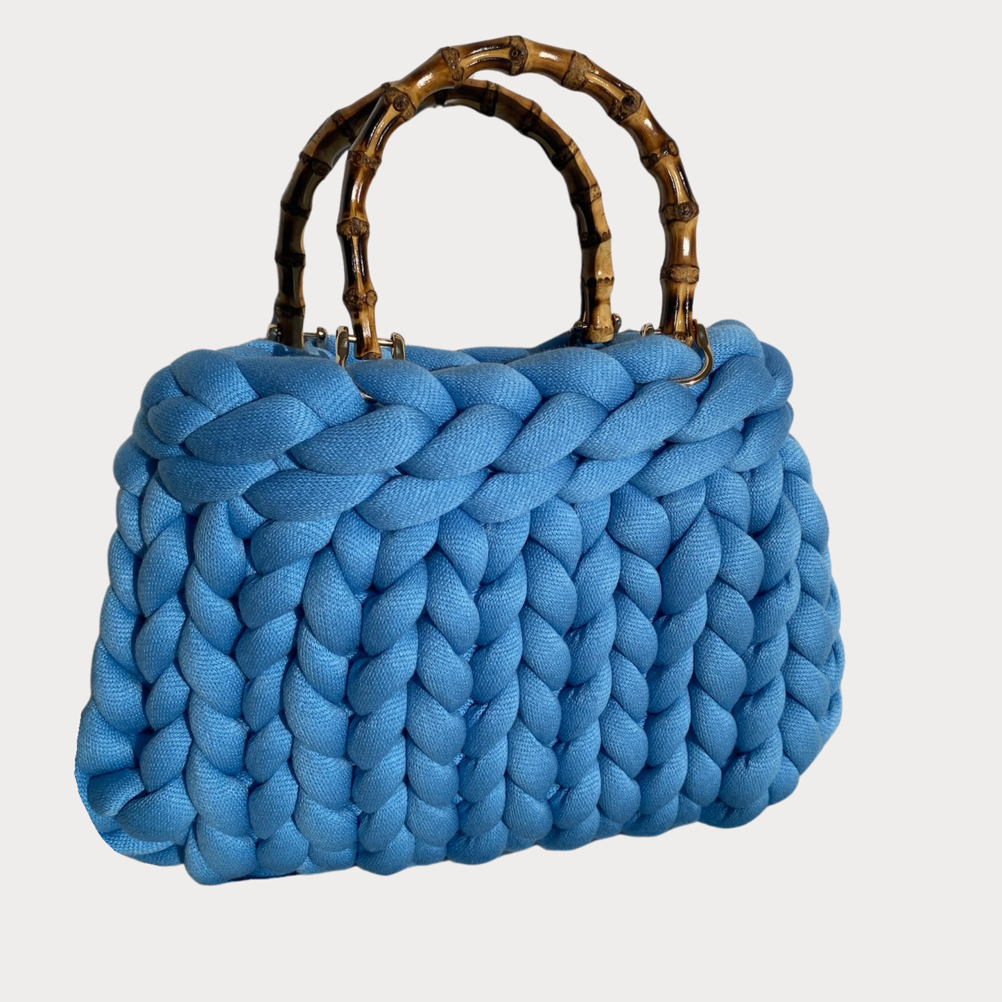 Pillowbag aus Premium Cotton in der Farbe Sky mit Bambusgriffen