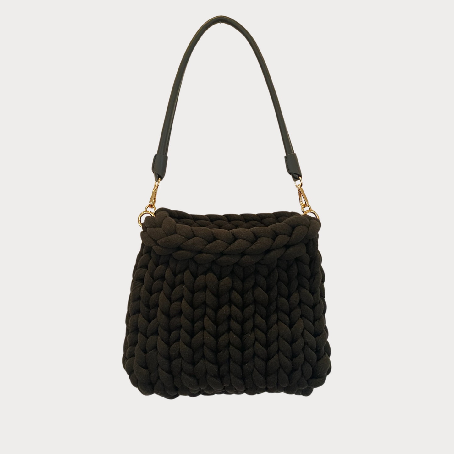Pillow Bag aus Premium Cotton in der Farbe Schwarz mit schwarzem Lederschultergurt