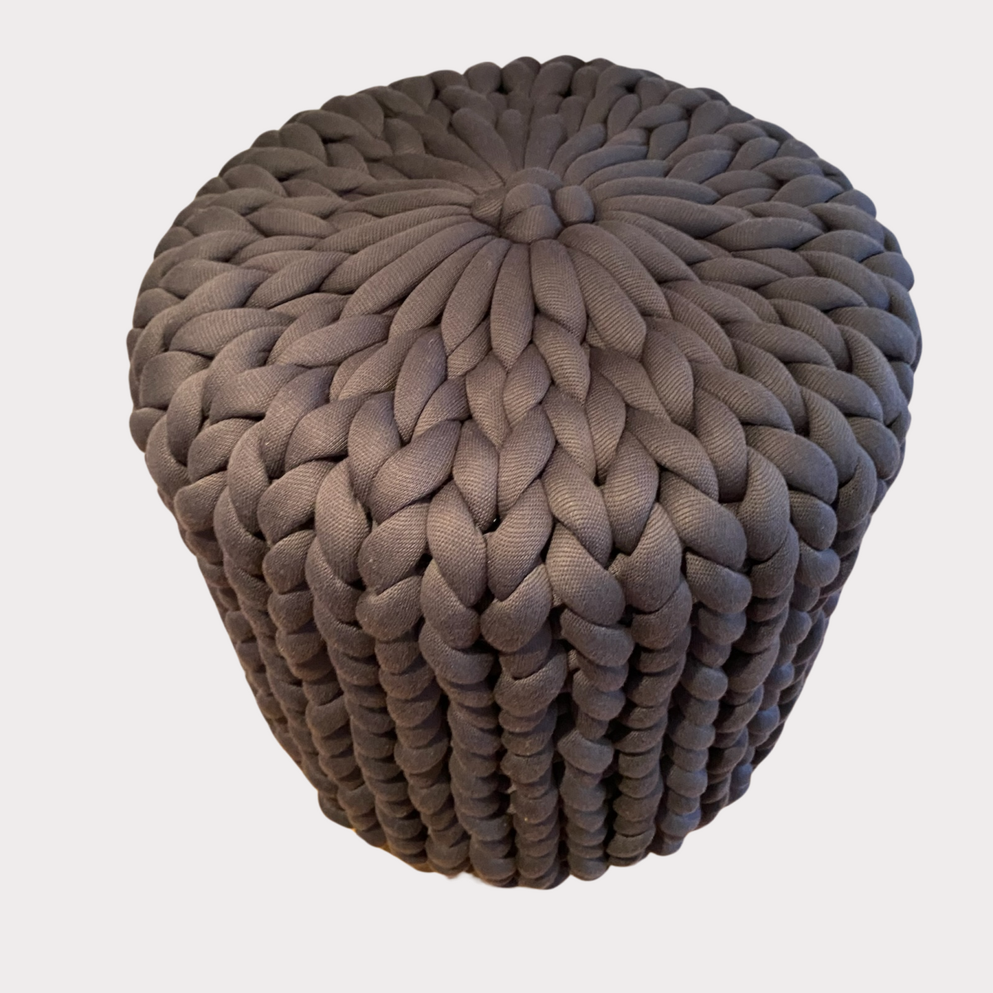 Pouf-Sitzhocker in der Farbe Dunkelgrau
