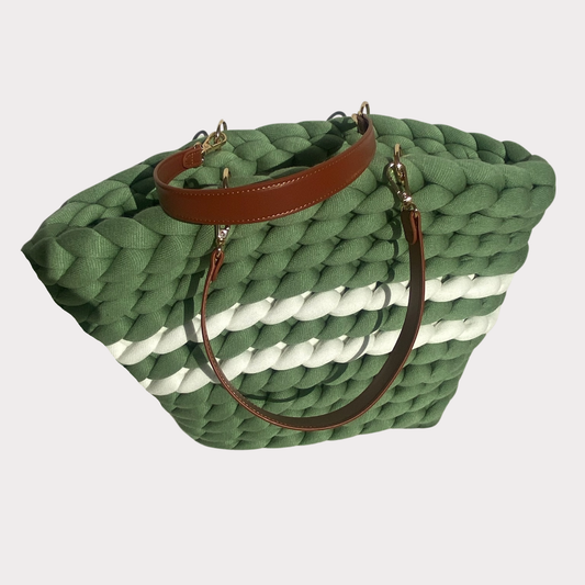 Basketbag „Natur Pur“ – aus Premium Cotton in Salbeigrün-Weiß mit braunen Ledergriffen