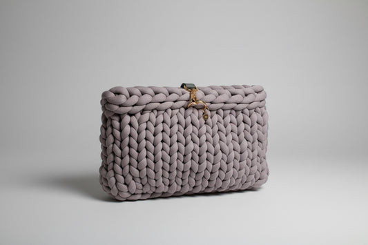 NEU: Leichte Clutch aus Cotton in der Farbe Grau