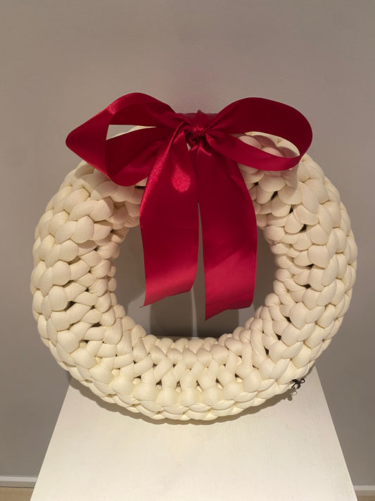 Dekokranz aus Cotton in Creme