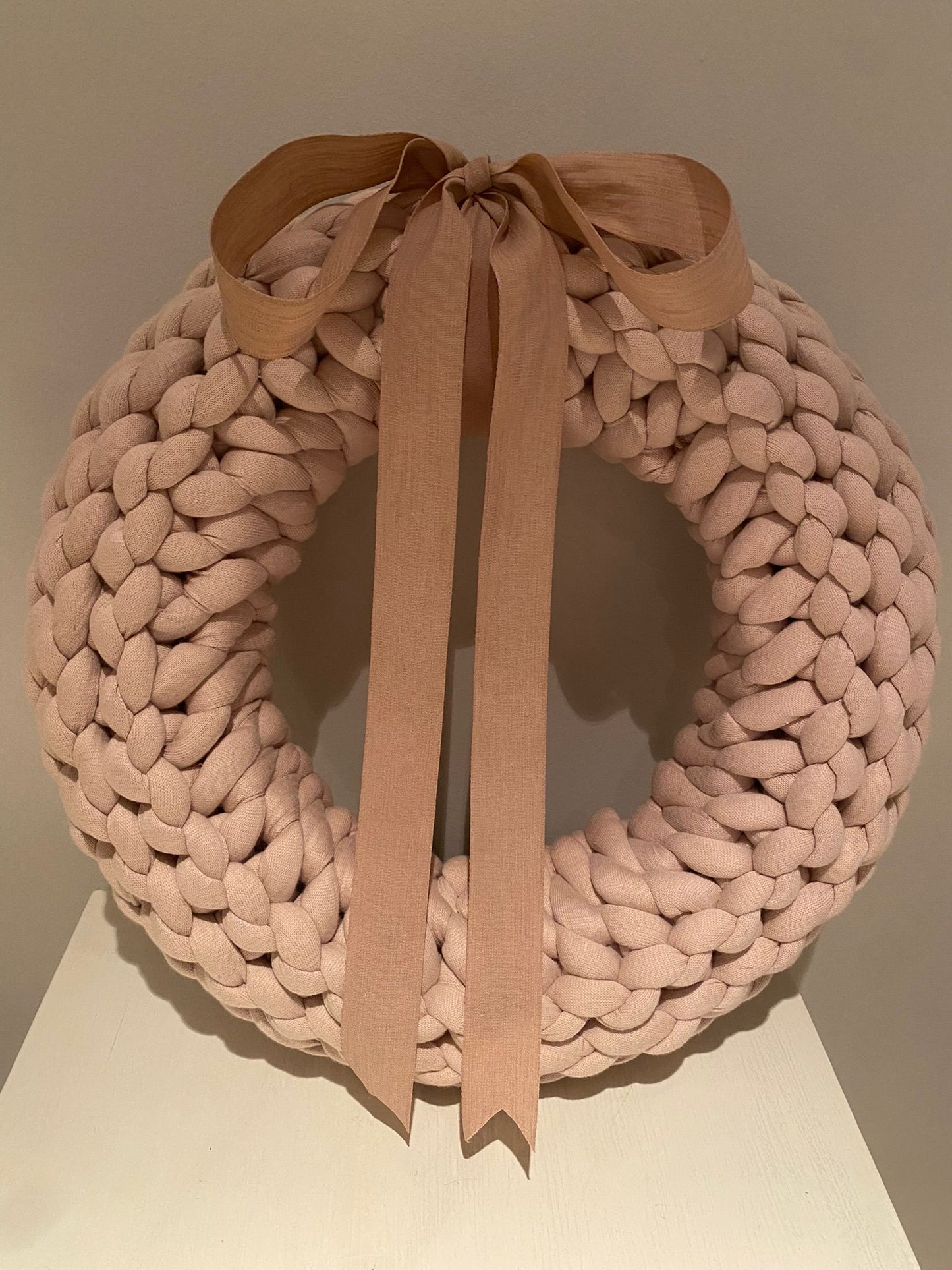 Dekokranz aus Cotton in Beige